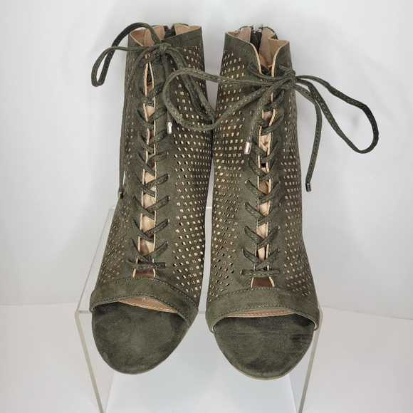 Report Perforated Peep Toe Lace Up Ankle Boot Booties Womens 7.5 Olive Green - Picture 2 of 7
